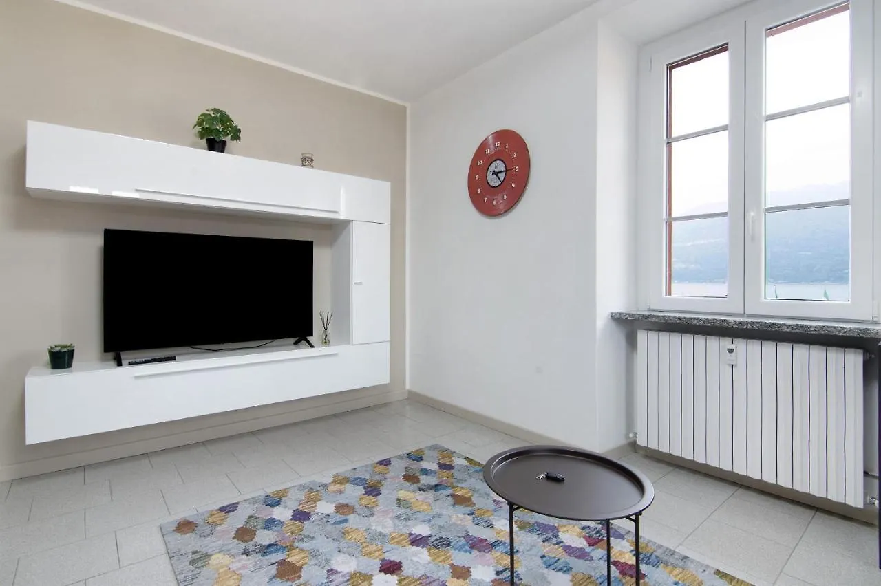 Colico Center Apartment 0*,  Italy