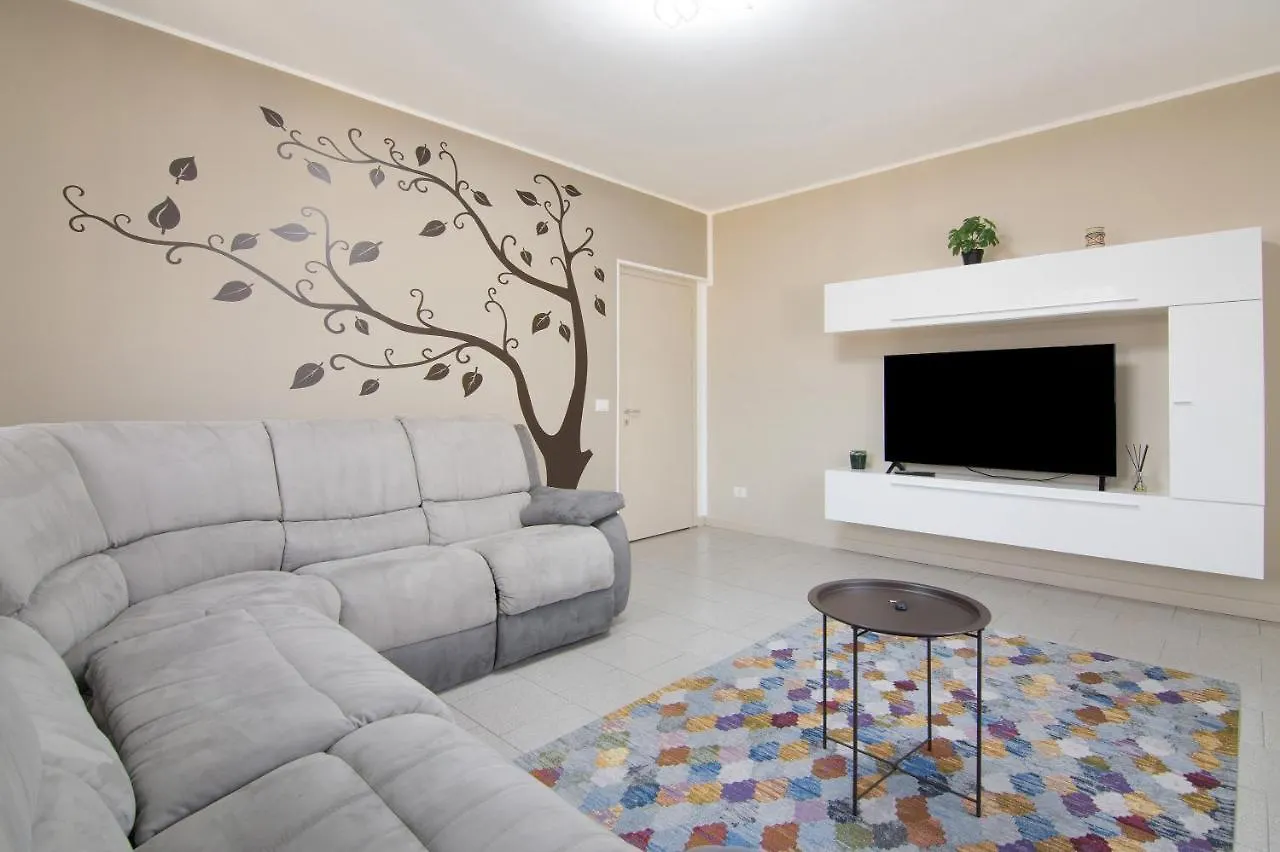 Colico Center Apartment