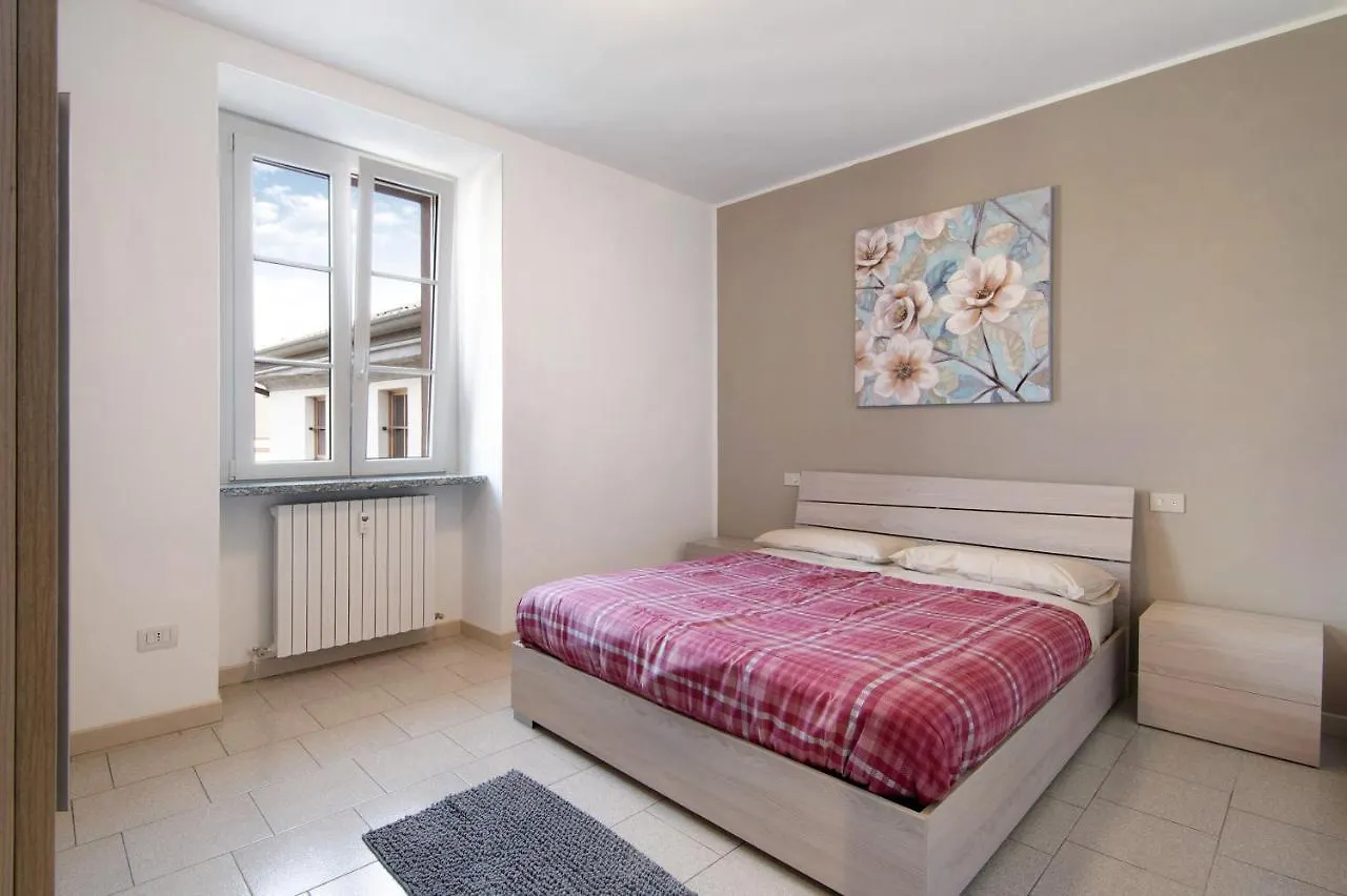 Colico Center Apartment