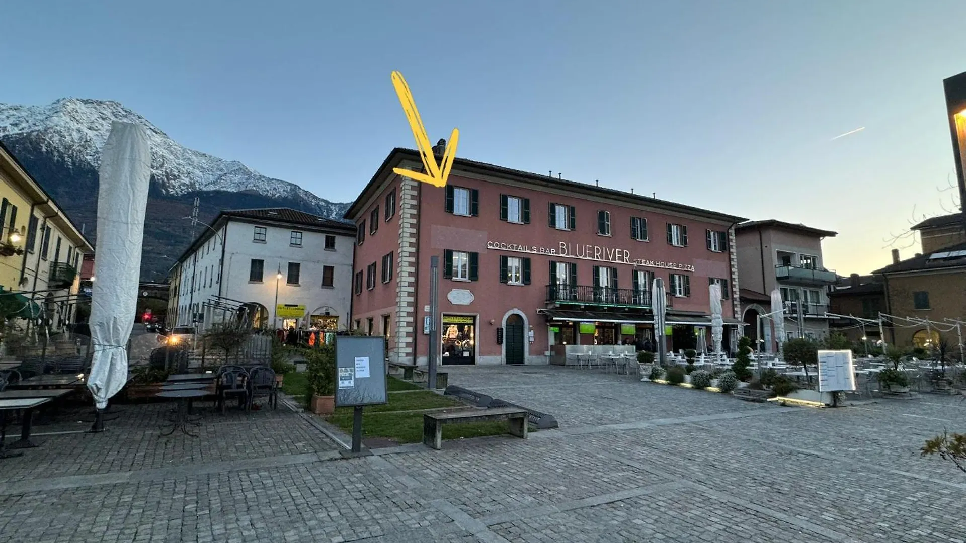 Colico Center Apartment 0*,  Italy