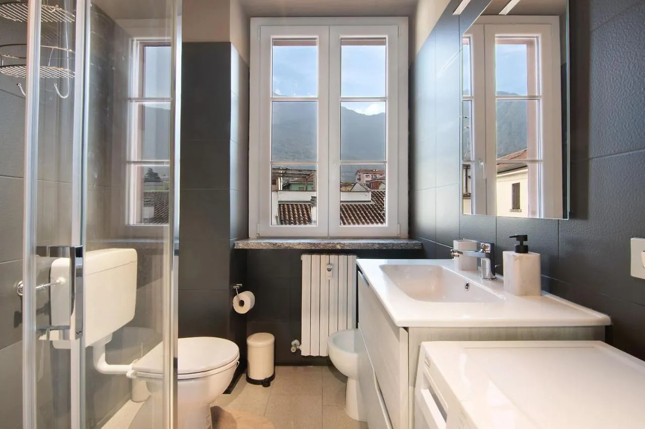 Colico Center Apartment